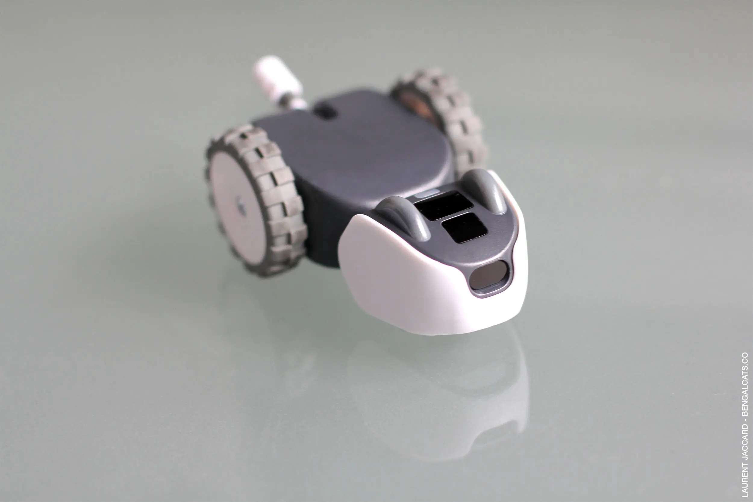 Closeup of the Mousr robot cat toy